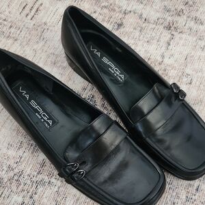 Via Spiga Elegant Black Leather Loafers